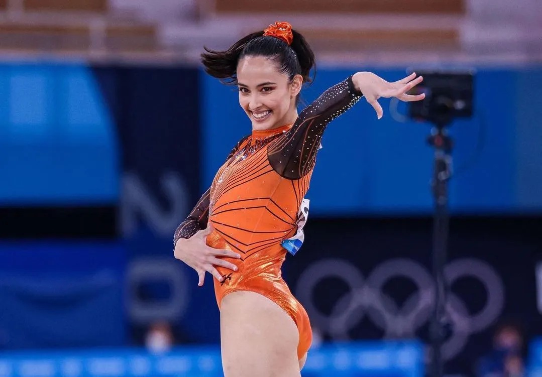 杀入畅销榜TOP 1，新作未出被发行争抢，这家小团队跑通一条另类赛道